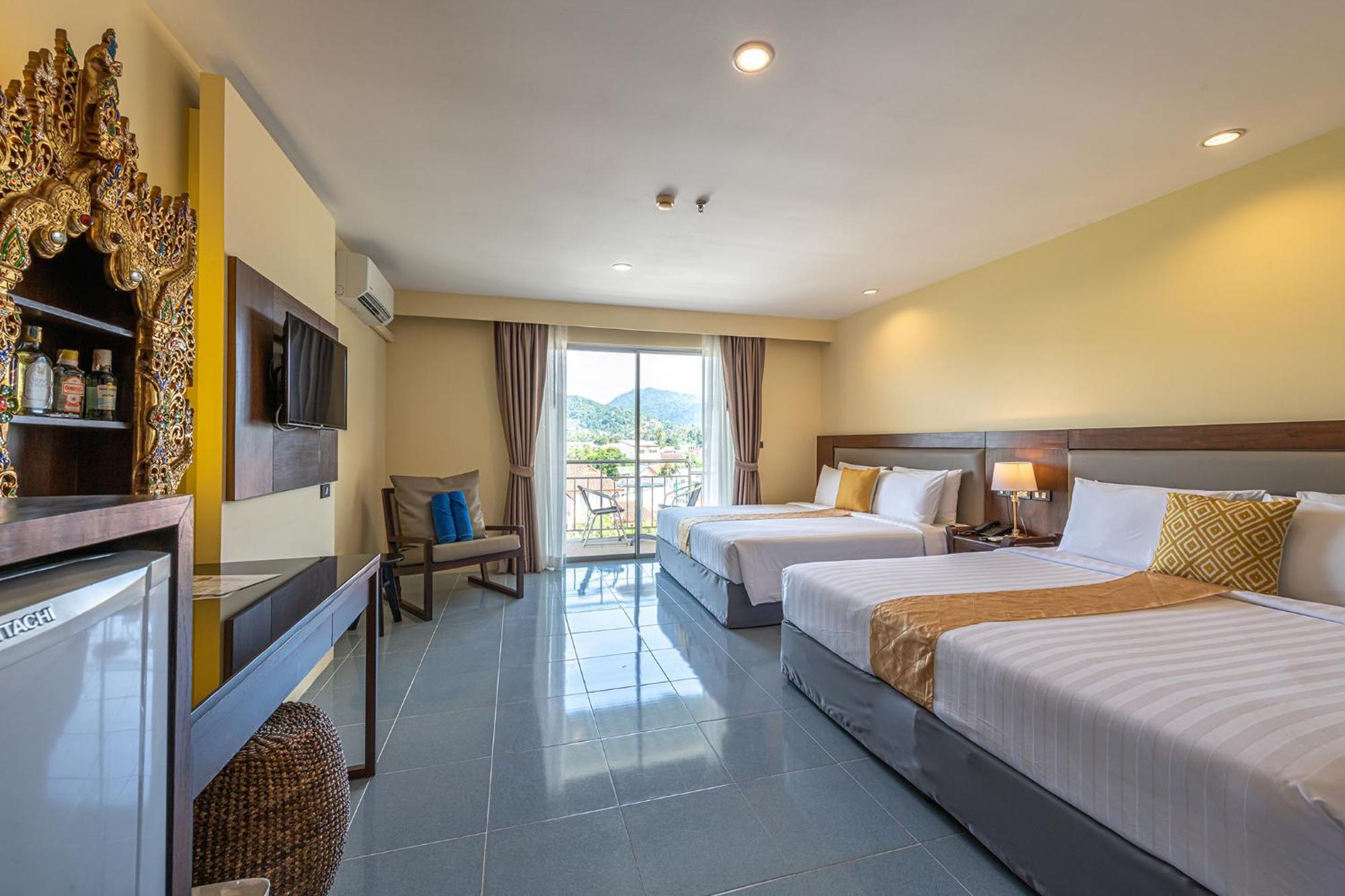 Blue Beach Grand Resort And Spa In Chalong Phuket By Dayuu Ban Saiyuan Dış mekan fotoğraf