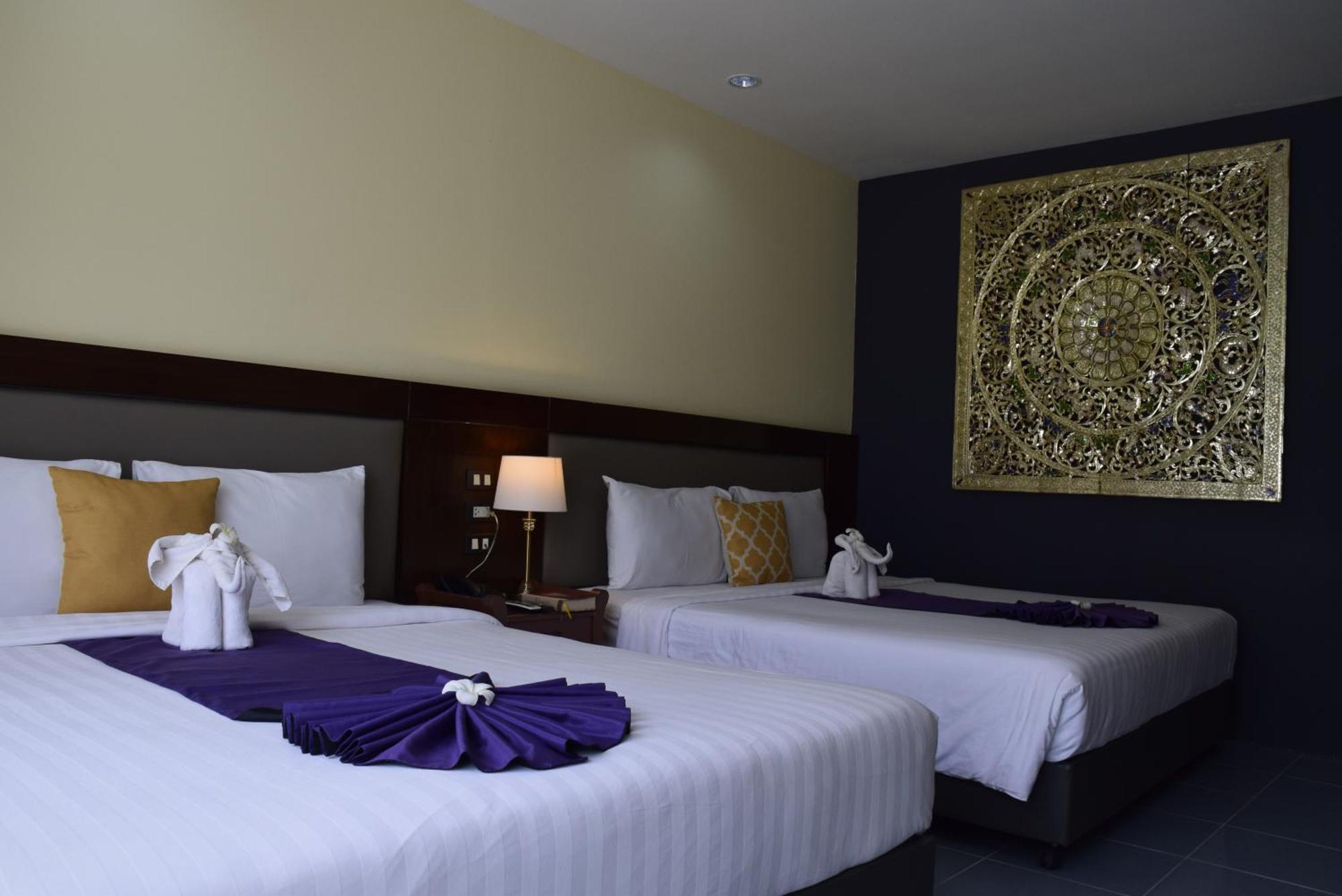 Blue Beach Grand Resort And Spa In Chalong Phuket By Dayuu Ban Saiyuan Dış mekan fotoğraf