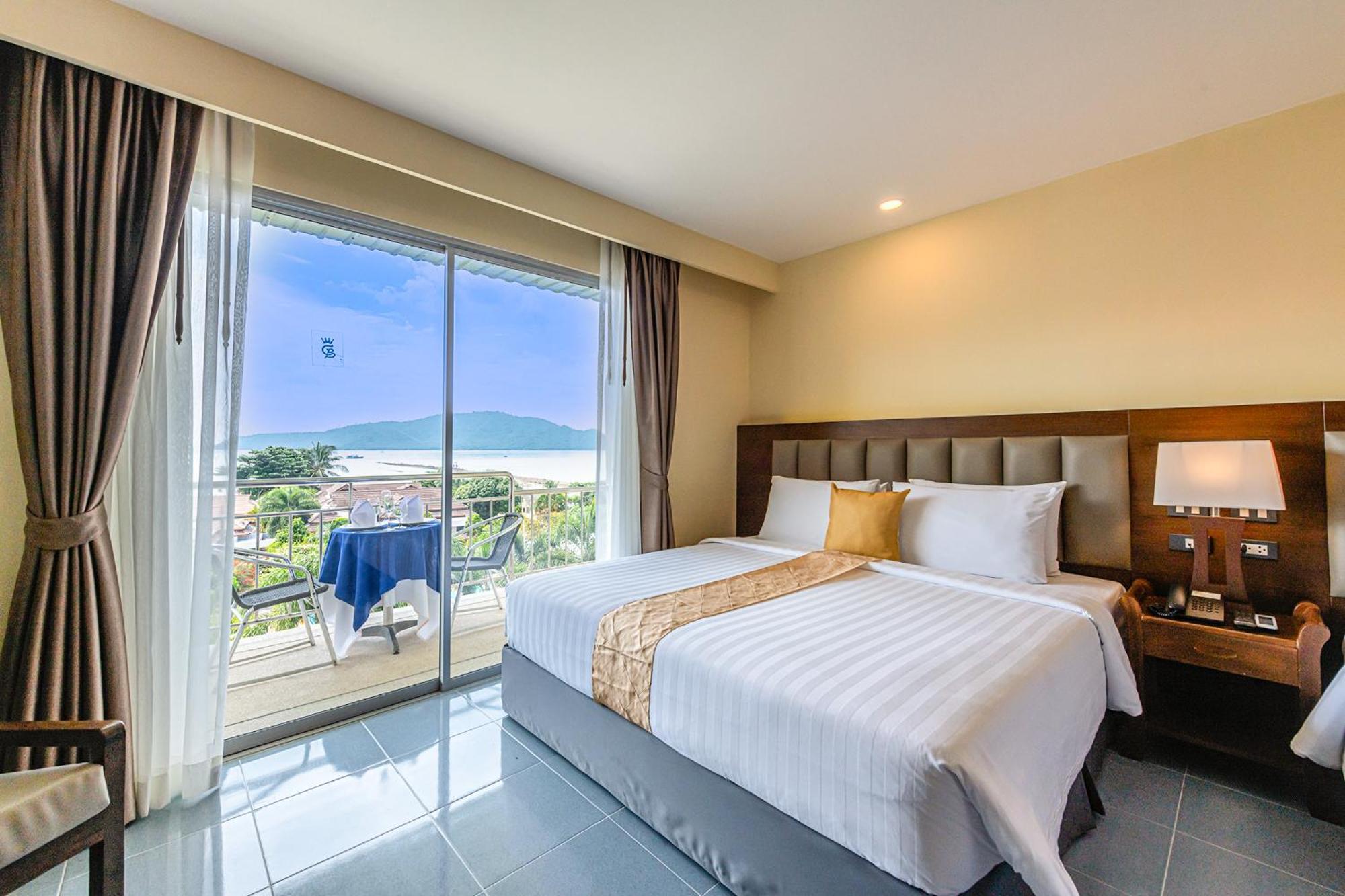 Blue Beach Grand Resort And Spa In Chalong Phuket By Dayuu Ban Saiyuan Dış mekan fotoğraf