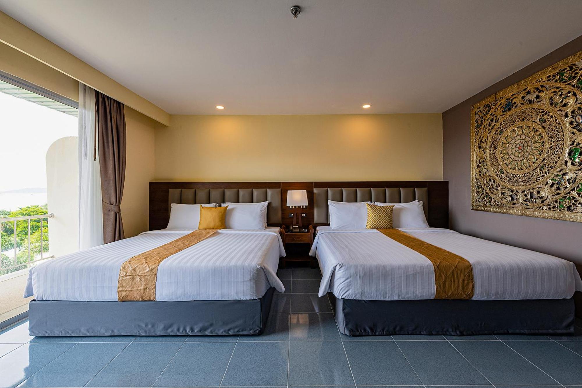 Blue Beach Grand Resort And Spa In Chalong Phuket By Dayuu Ban Saiyuan Dış mekan fotoğraf